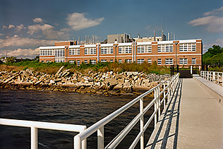University of Massachusetts, Dartmouth, School for Marine Science and Technology