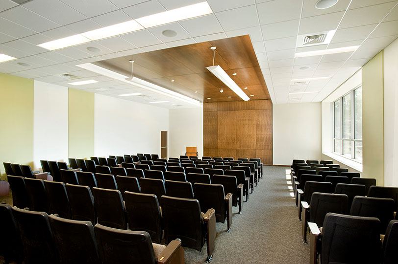 Endicott College, Curtis L. Gerrish School of Business and Ginger Judge Science Center